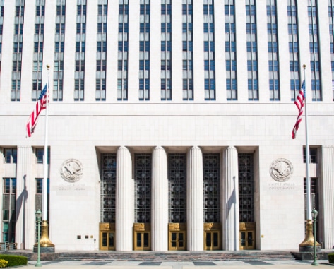 a courthouse in los angeles