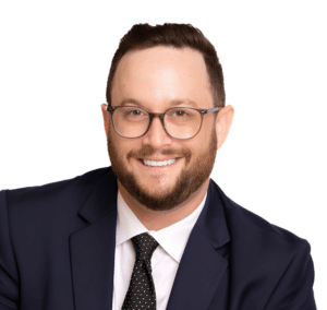Headshot of The Lanier Law Firm attorney Reed S. Horowitz wearing a black suit