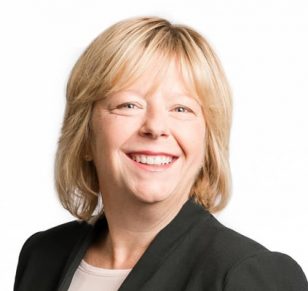 Headshot of Maura Kolb, Managing Attorney, Asbestos Resolution in the mesothelioma and pharmaceutical liability practice.