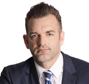 Headshot of Zeke DeRose, Lanier Law Firm Senior Attorney, Business Litigation